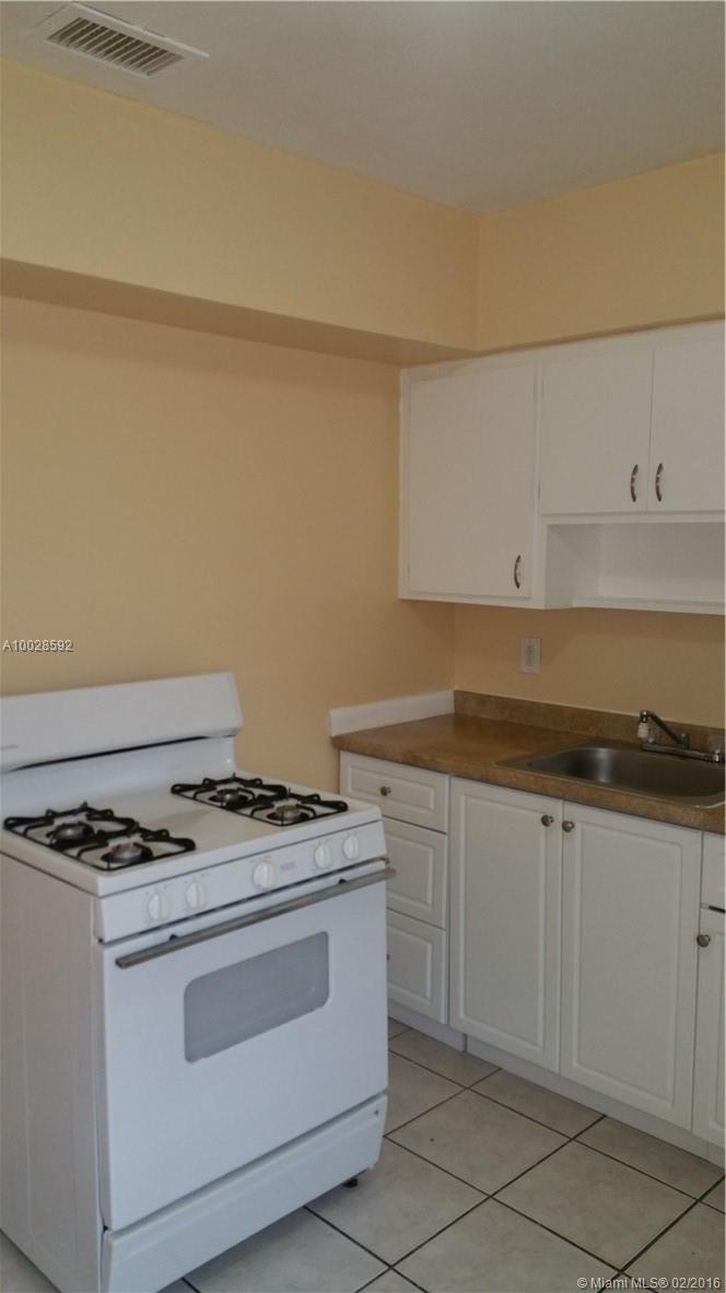 Ro-Len Acres 47-48 B - Residential Lease