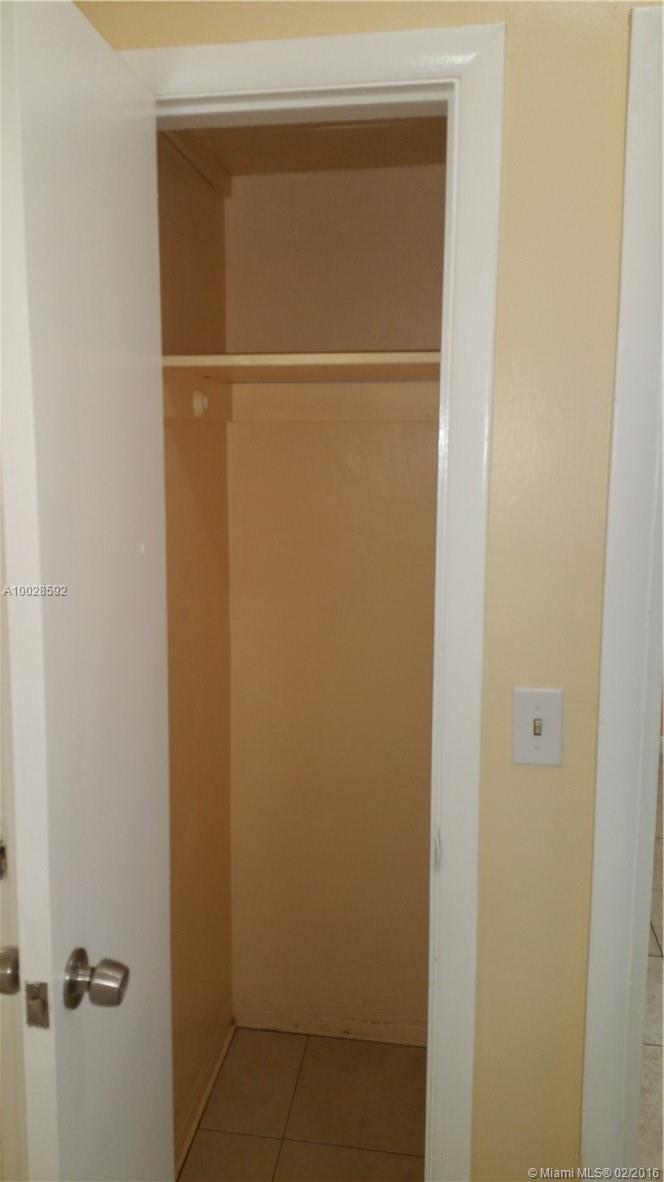 Ro-Len Acres 47-48 B - Residential Lease