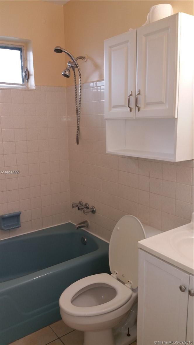 Ro-Len Acres 47-48 B - Residential Lease