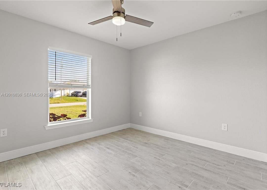 CAPE CORAL UNIT 40 - Residential