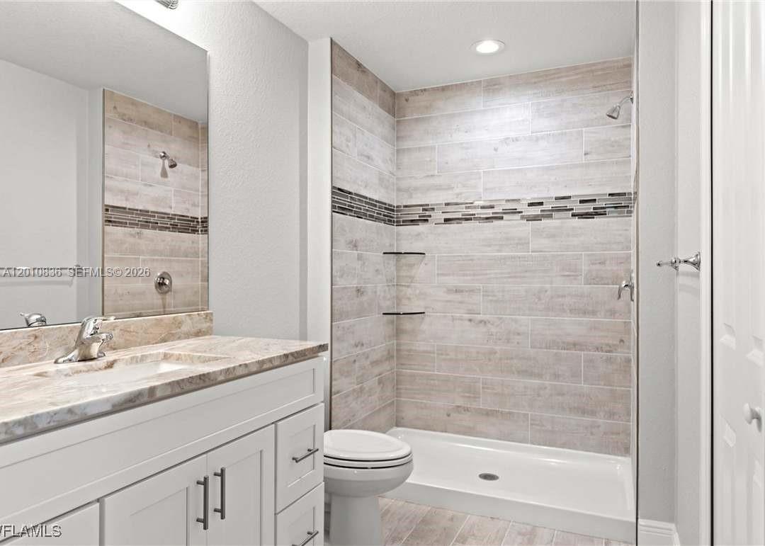 CAPE CORAL UNIT 40 - Residential