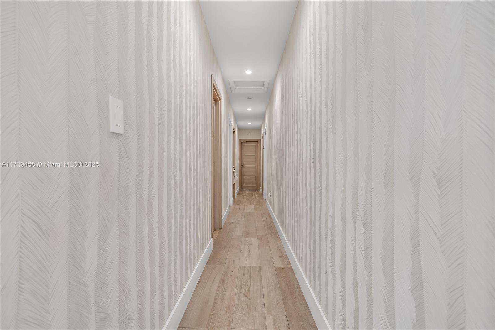 BAY HEIGHTS - Residential Lease