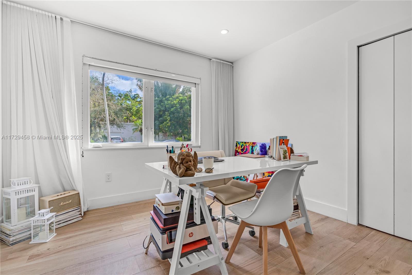 BAY HEIGHTS - Residential Lease