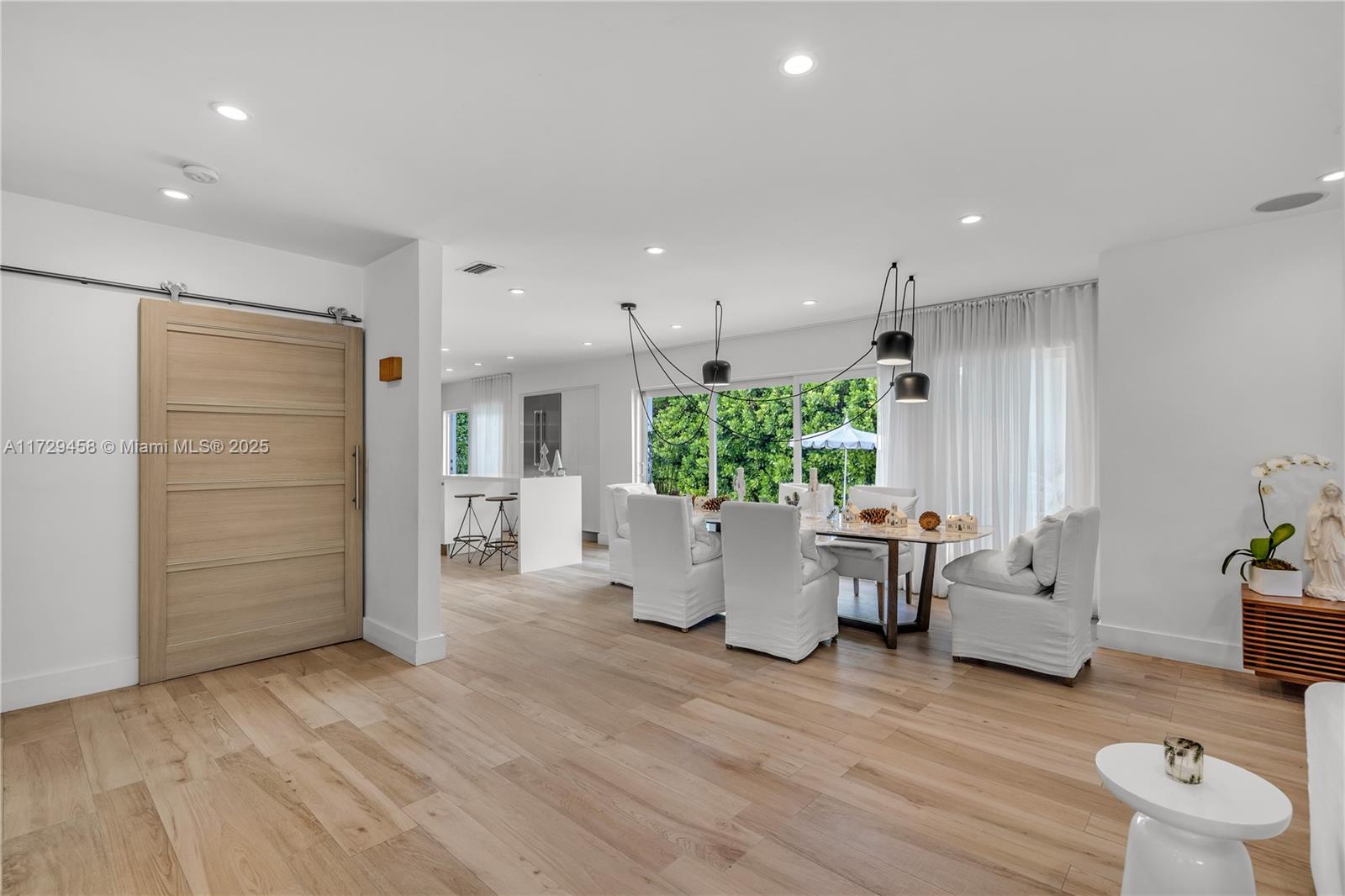 BAY HEIGHTS - Residential Lease