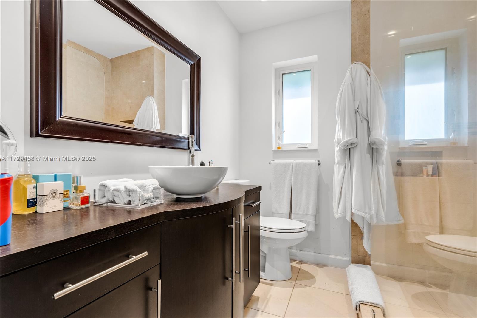 BAY HEIGHTS - Residential Lease