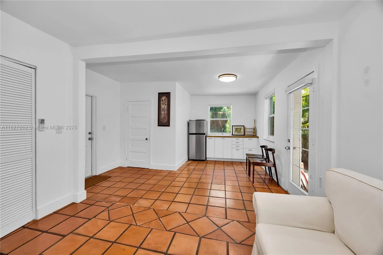 Coral Gables, Florida 33134, United States, 4 Bedrooms Bedrooms, ,4 BathroomsBathrooms,Residential,Active,157995