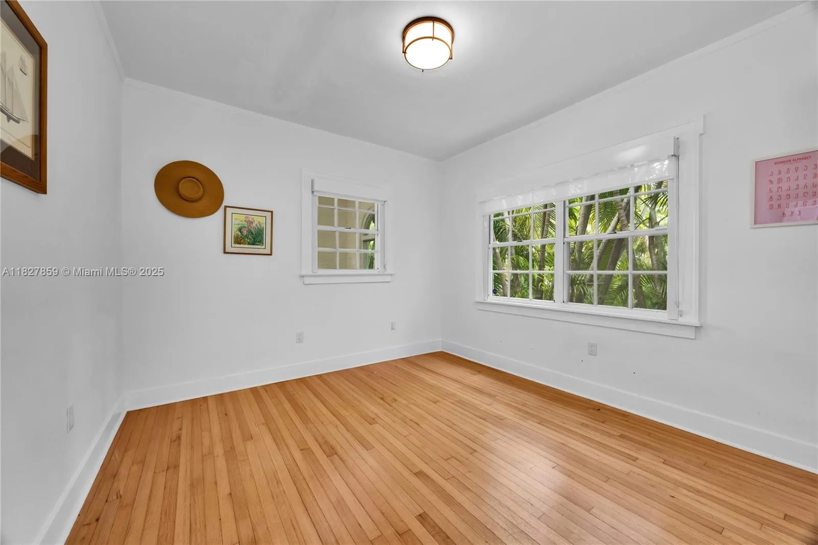 Coral Gables, Florida 33134, United States, 4 Bedrooms Bedrooms, ,4 BathroomsBathrooms,Residential,Active,157995