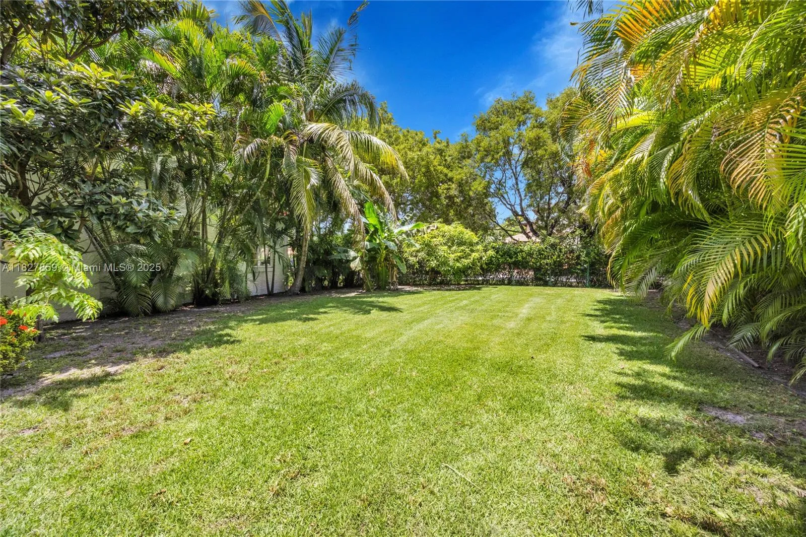 Coral Gables, Florida 33134, United States, 4 Bedrooms Bedrooms, ,4 BathroomsBathrooms,Residential,Active,157995