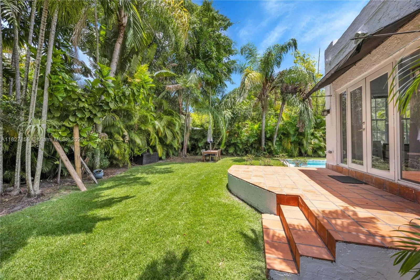 Coral Gables, Florida 33134, United States, 4 Bedrooms Bedrooms, ,4 BathroomsBathrooms,Residential,Active,157995