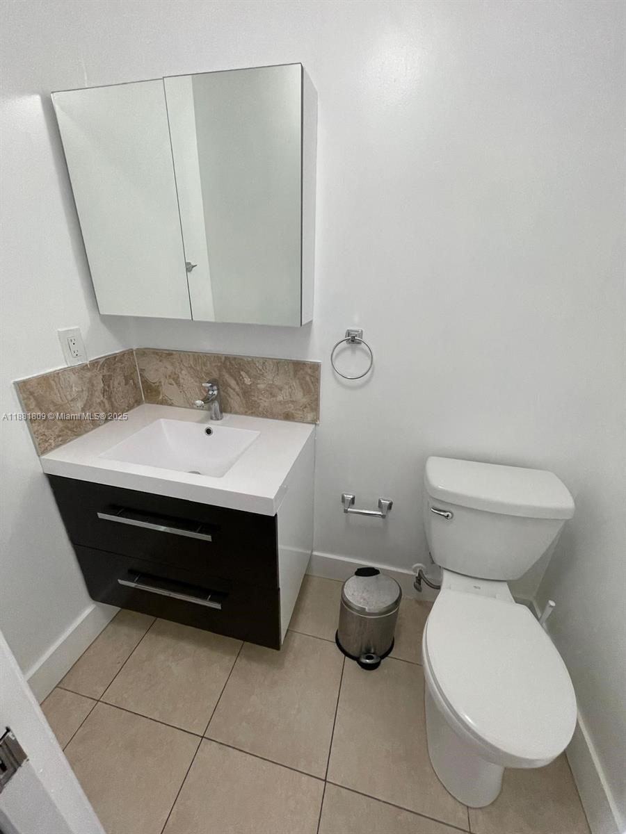 FLAGLER HILLS SUB - Residential Lease
