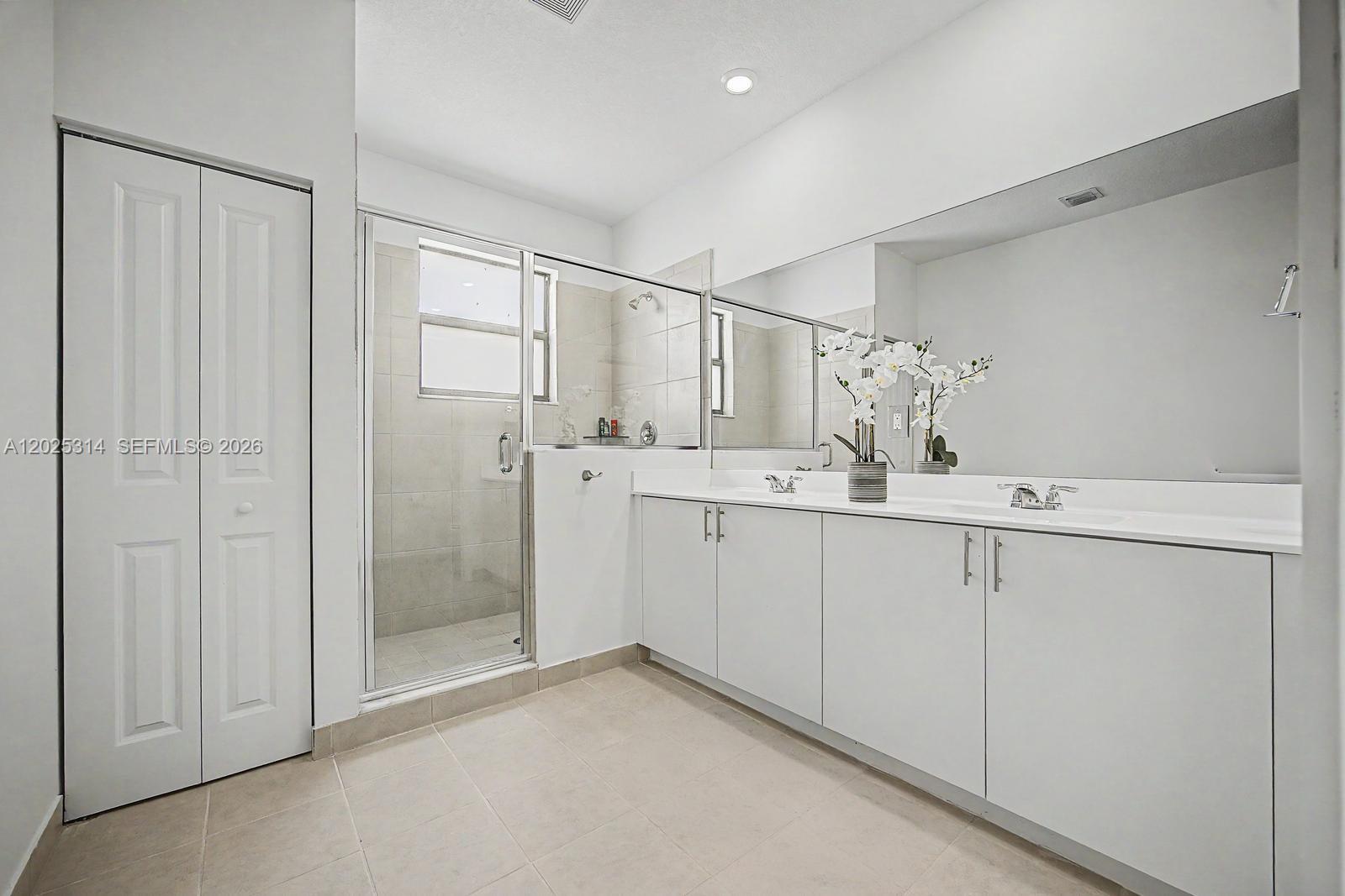 CALDWELL MARTIN TOWNHOMES - Residential