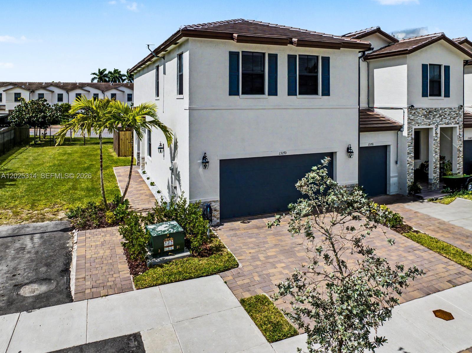CALDWELL MARTIN TOWNHOMES - Residential