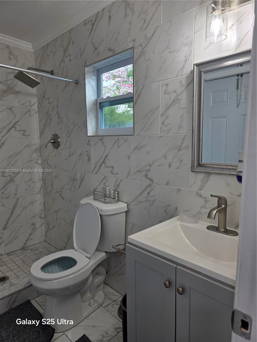 MYRTLE GROVE 1ST ADDN - Residential Lease