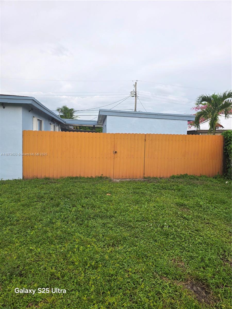 MYRTLE GROVE 1ST ADDN - Residential Lease