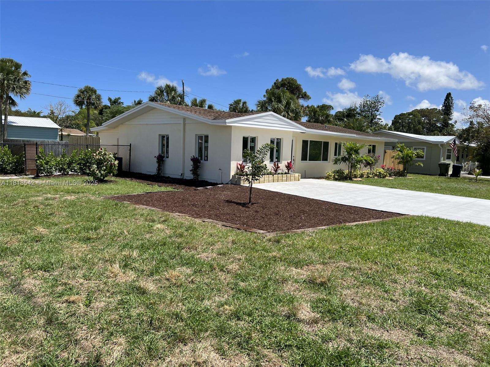 Rental Property at 701 E Madison Ave, Stuart, Martin County, Florida - Bedrooms: 3 
Bathrooms: 3  - $2,995 MO.