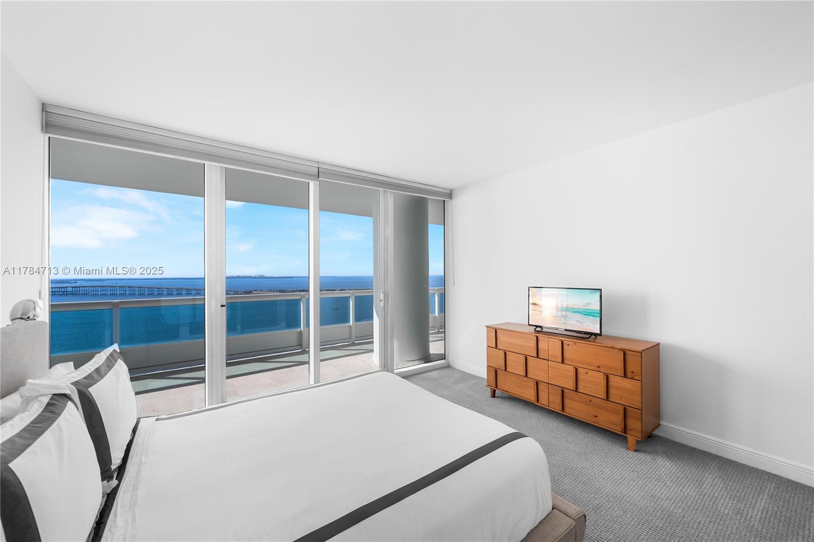 SANTA MARIA CONDO - Residential