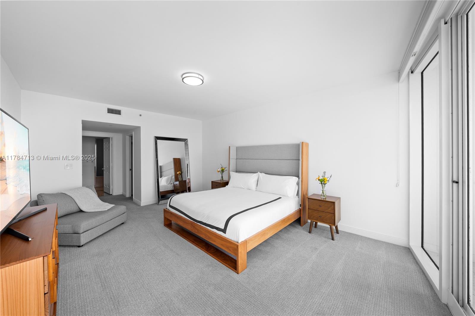 SANTA MARIA CONDO - Residential