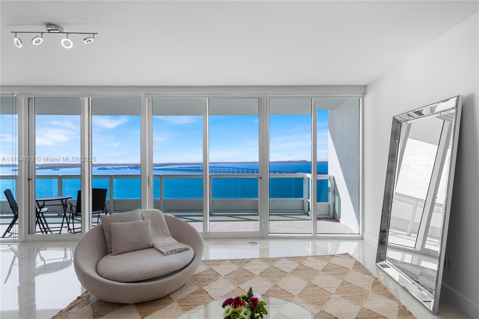 SANTA MARIA CONDO - Residential