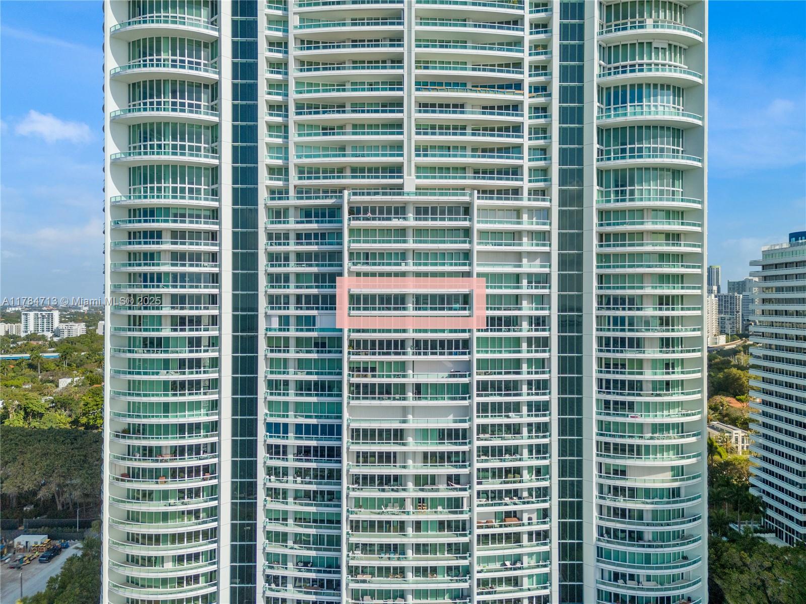 SANTA MARIA CONDO - Residential