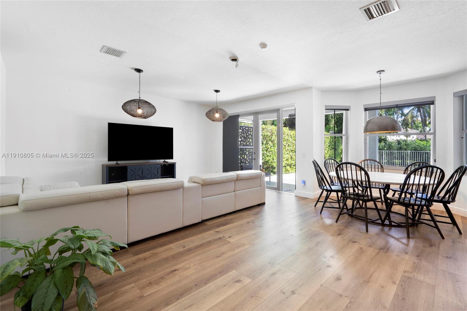 SECTOR 2-PARCELS 12 13 14 - Residential Lease