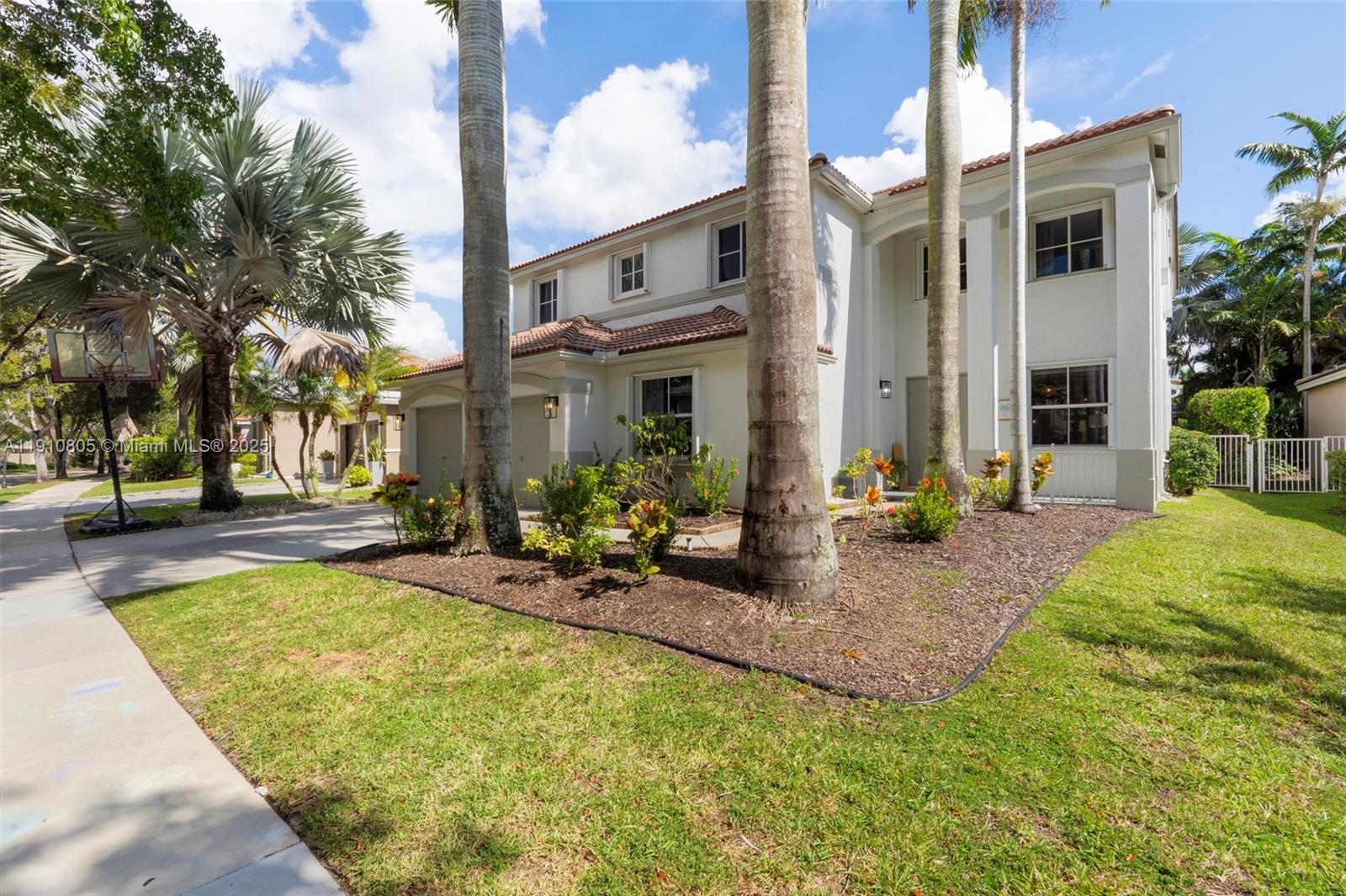 SECTOR 2-PARCELS 12 13 14 - Residential Lease