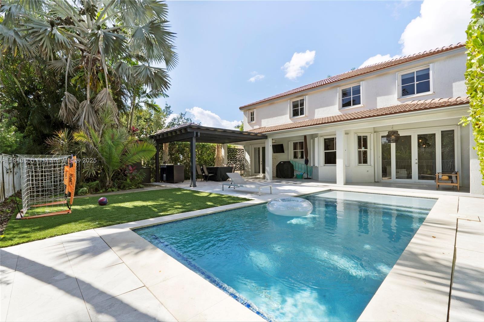 SECTOR 2-PARCELS 12 13 14 - Residential Lease