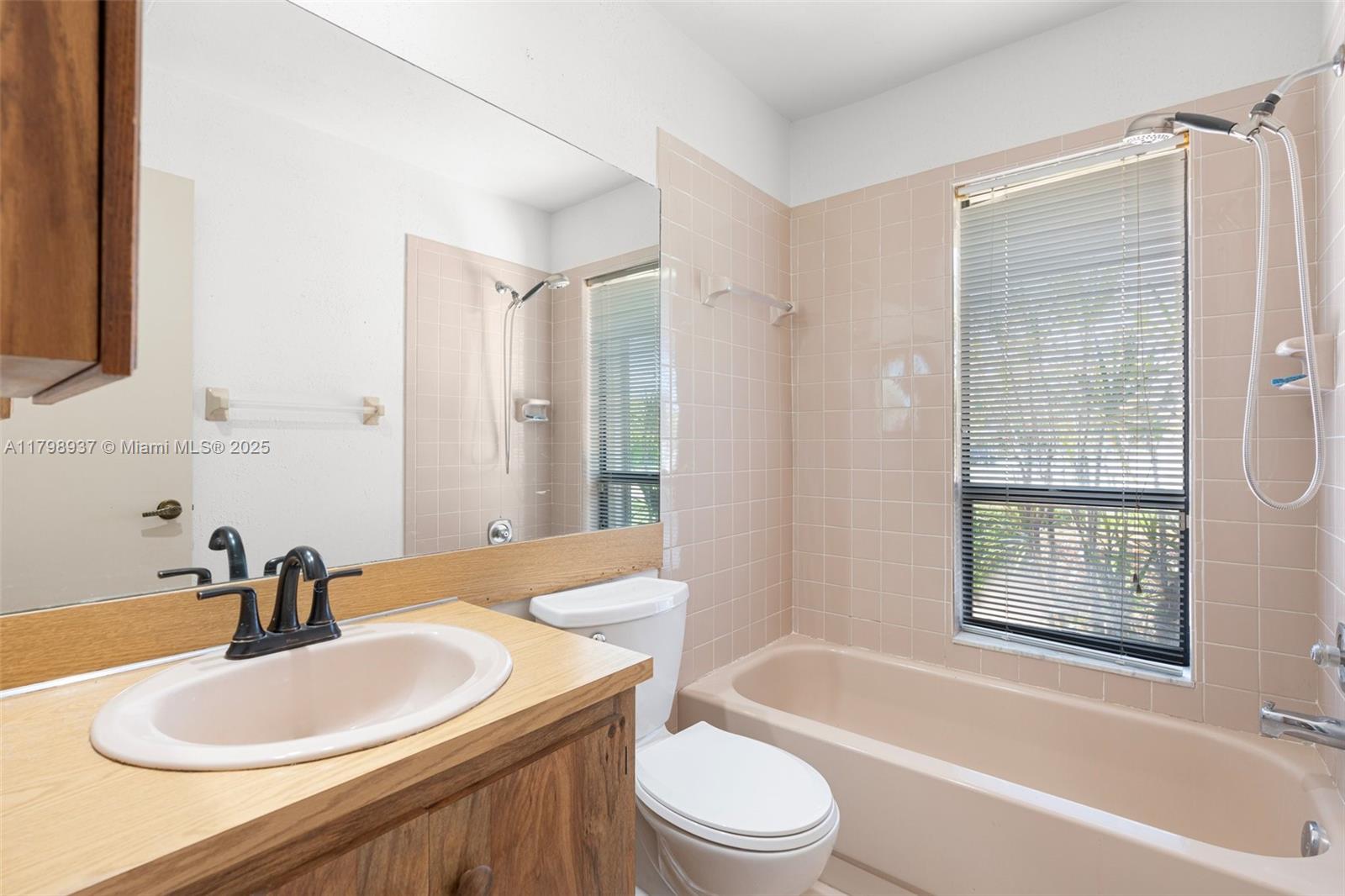 CITY OF LAUDERHILL SEC TH - Residential