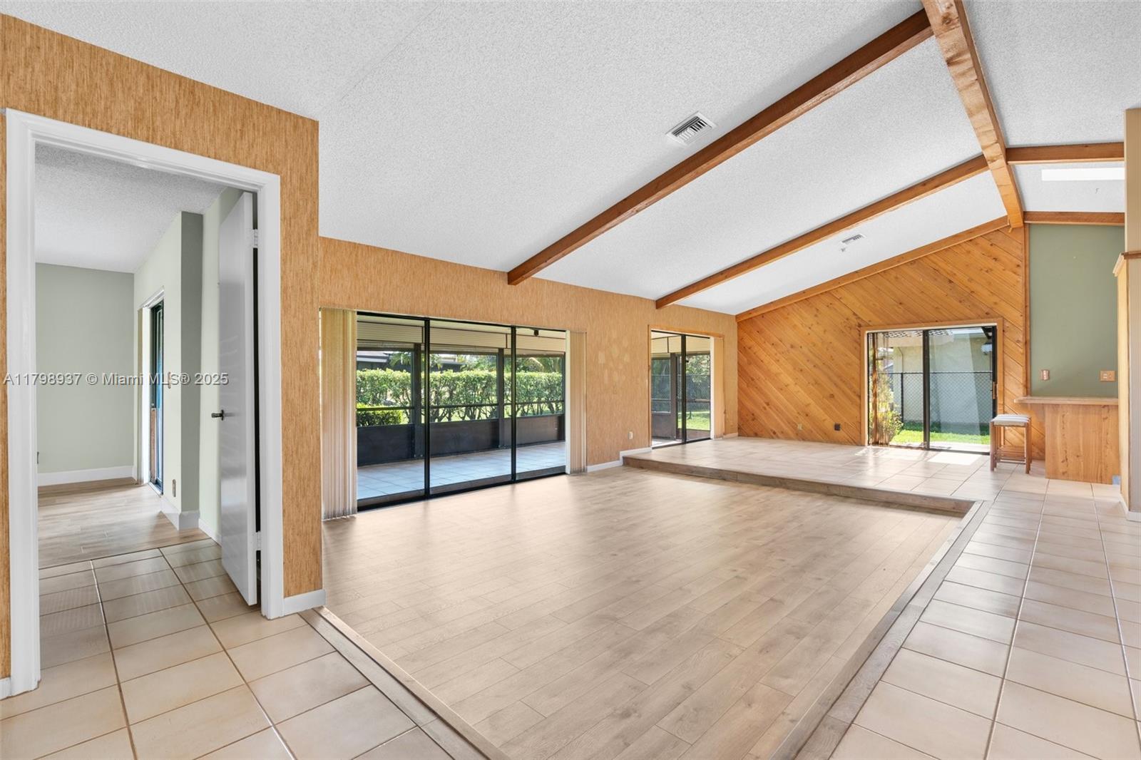 8400 NW 52nd St