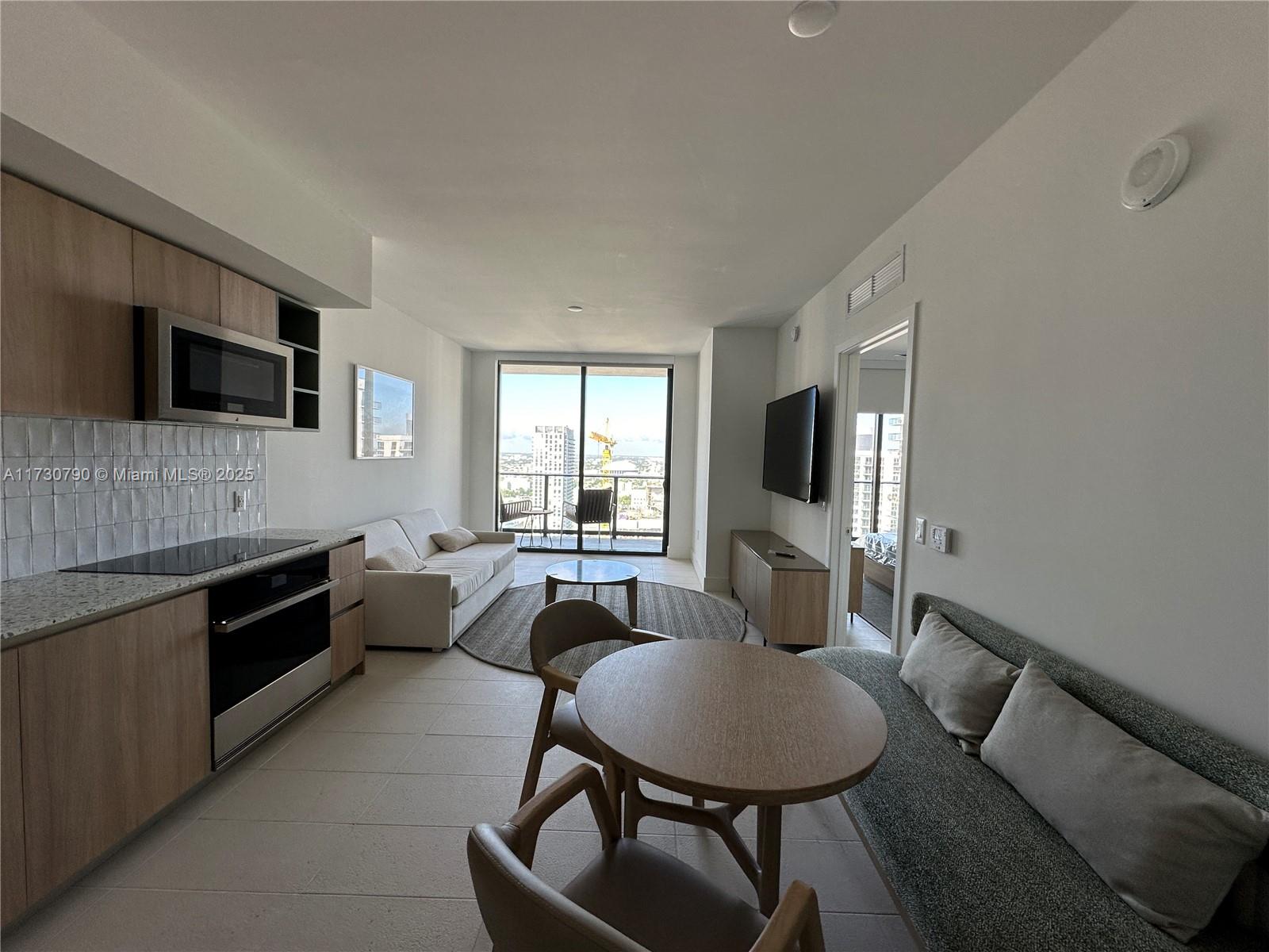 View photos, virtual tours, details... 601 NE 1st Ave 3704