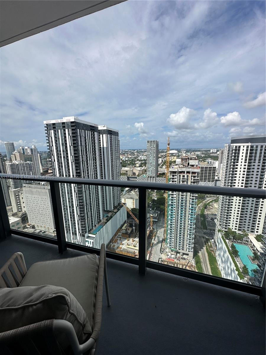 NATIIVO/GALE RESIDENCES - Residential