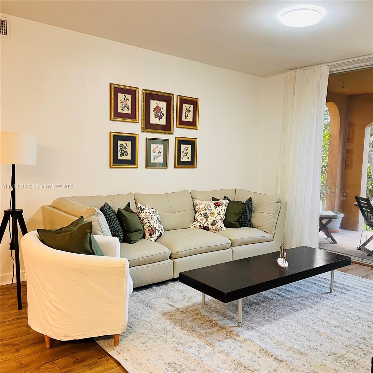 19999 E Country Club Dr 1106, Aventura, Miami-Dade County, Florida - 2 Bedrooms  
2 Bathrooms - 