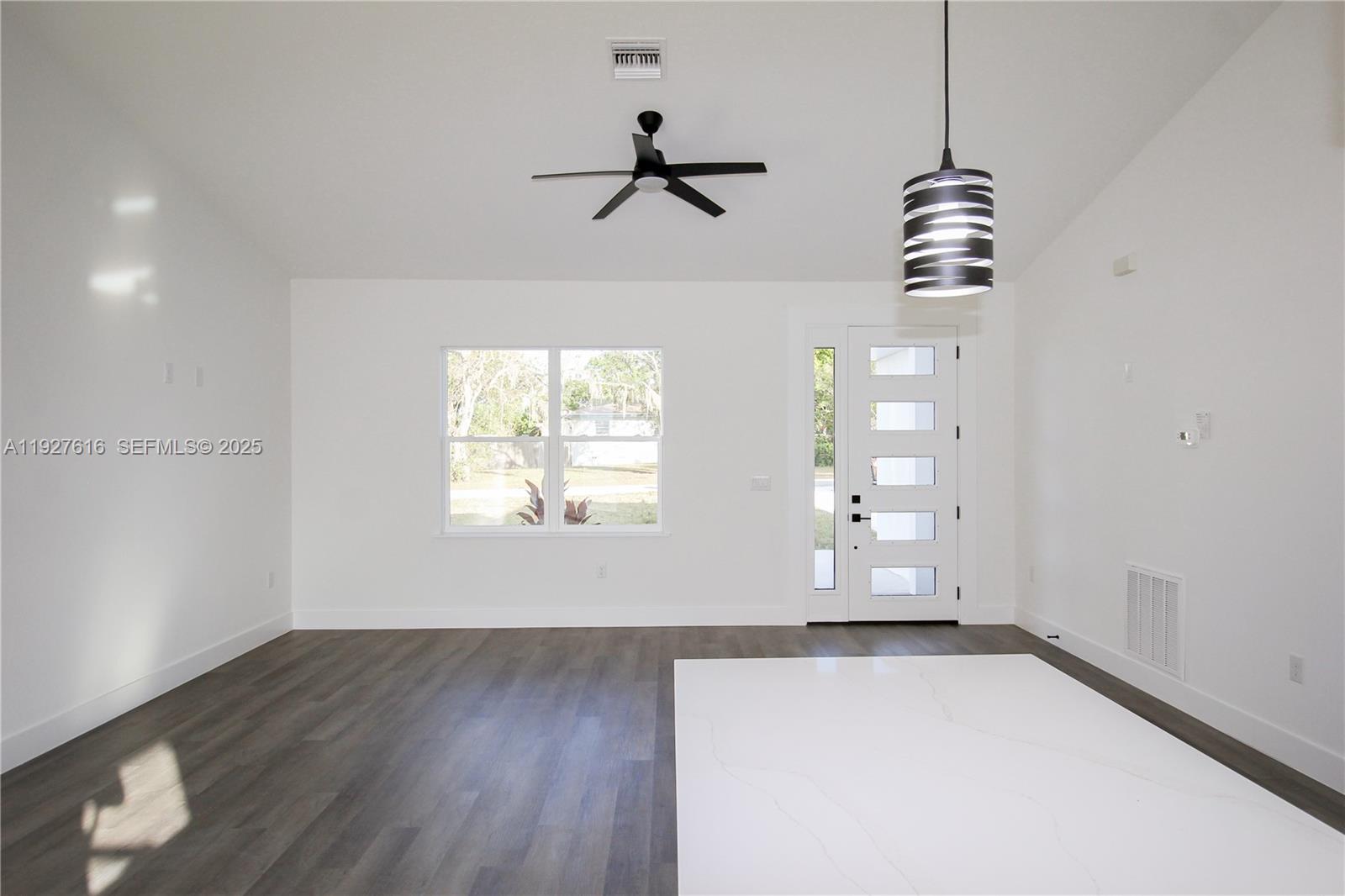 AVON PARK LAKES - Residential