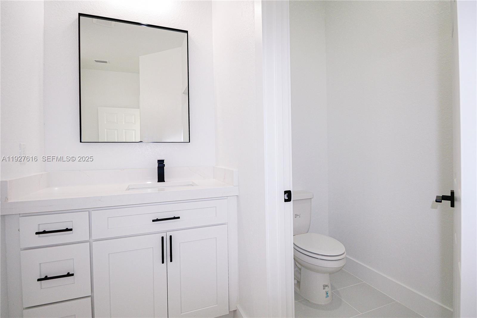 AVON PARK LAKES - Residential