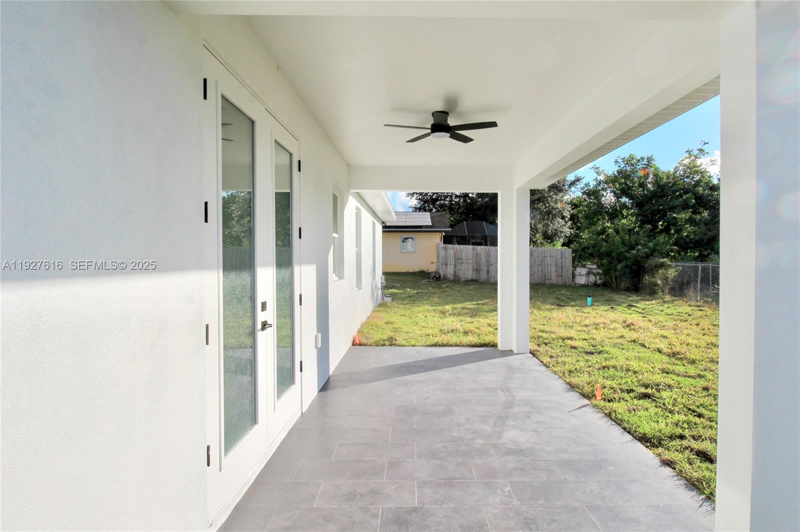 AVON PARK LAKES - Residential