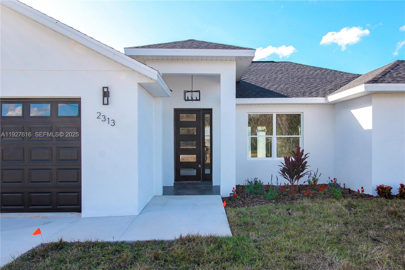 AVON PARK LAKES - Residential