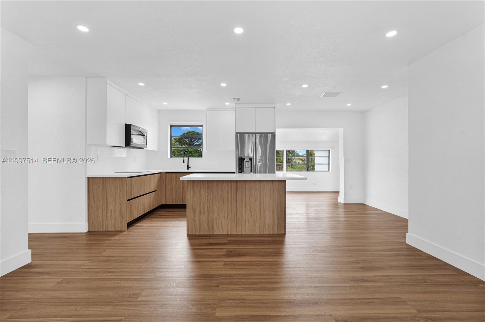 MYRTLE GROVE 2ND ADDN - Residential