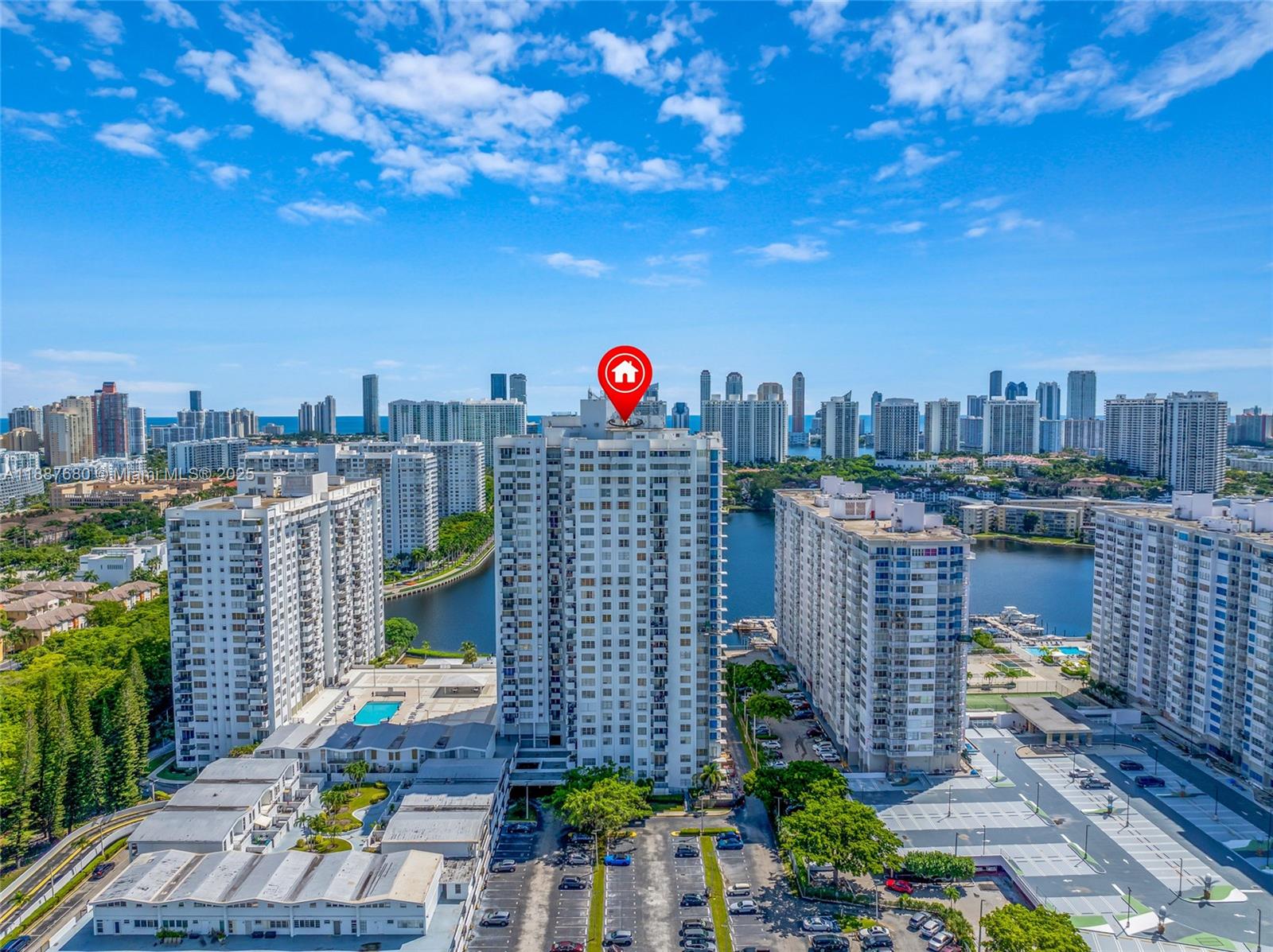 COMMODORE PLAZA CONDO - Residential