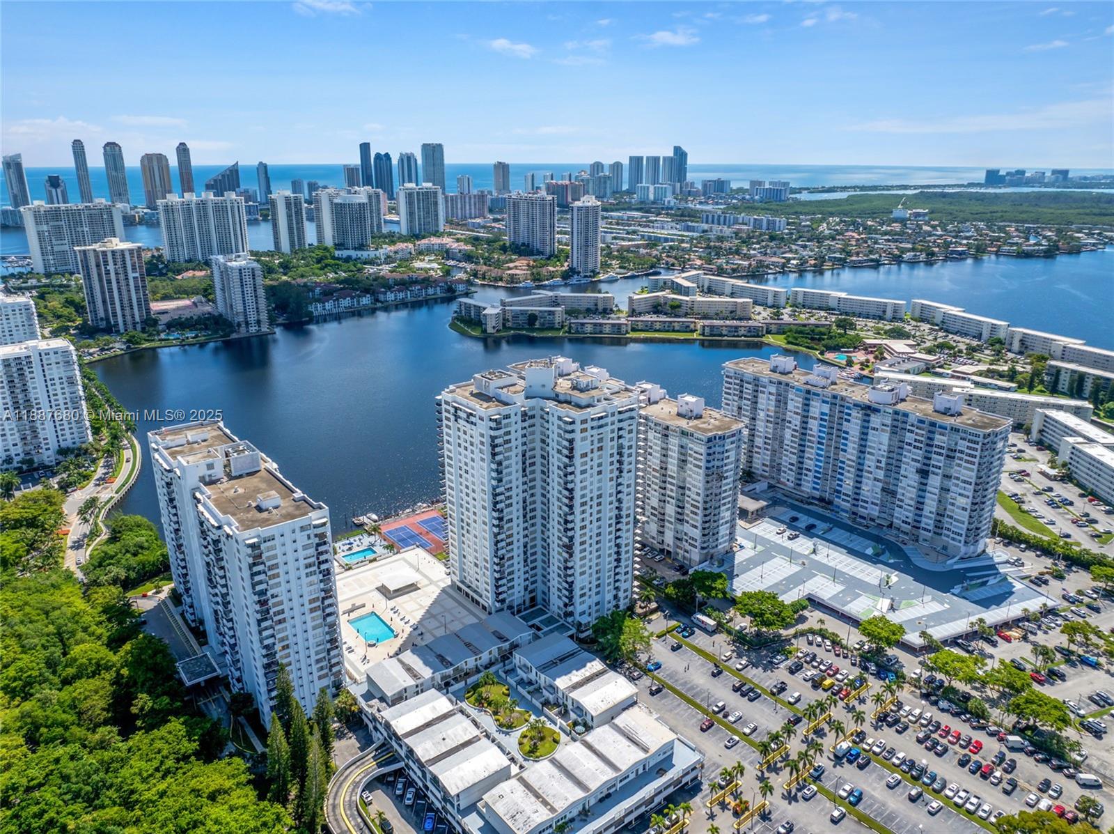 COMMODORE PLAZA CONDO - Residential