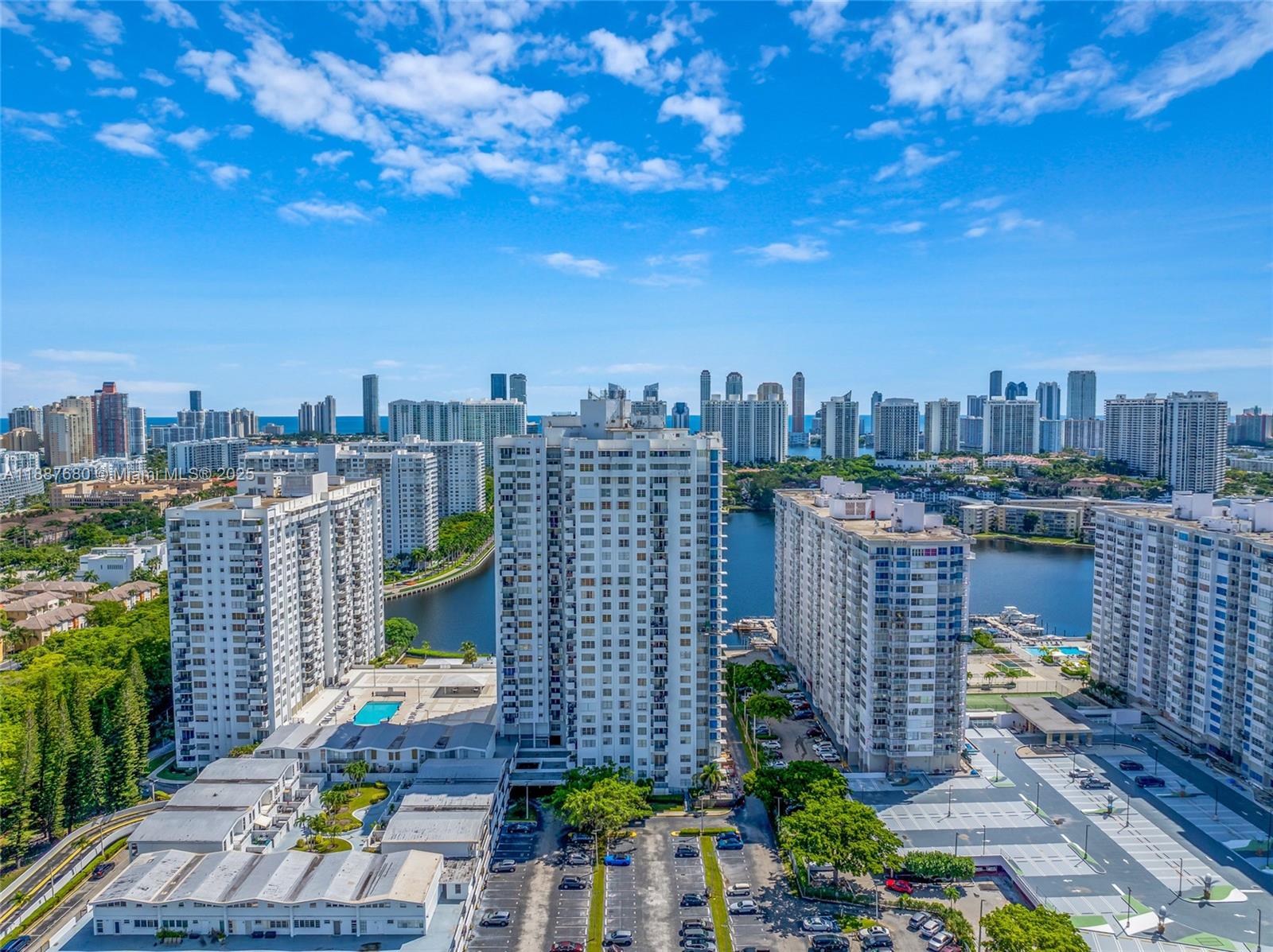 COMMODORE PLAZA CONDO - Residential