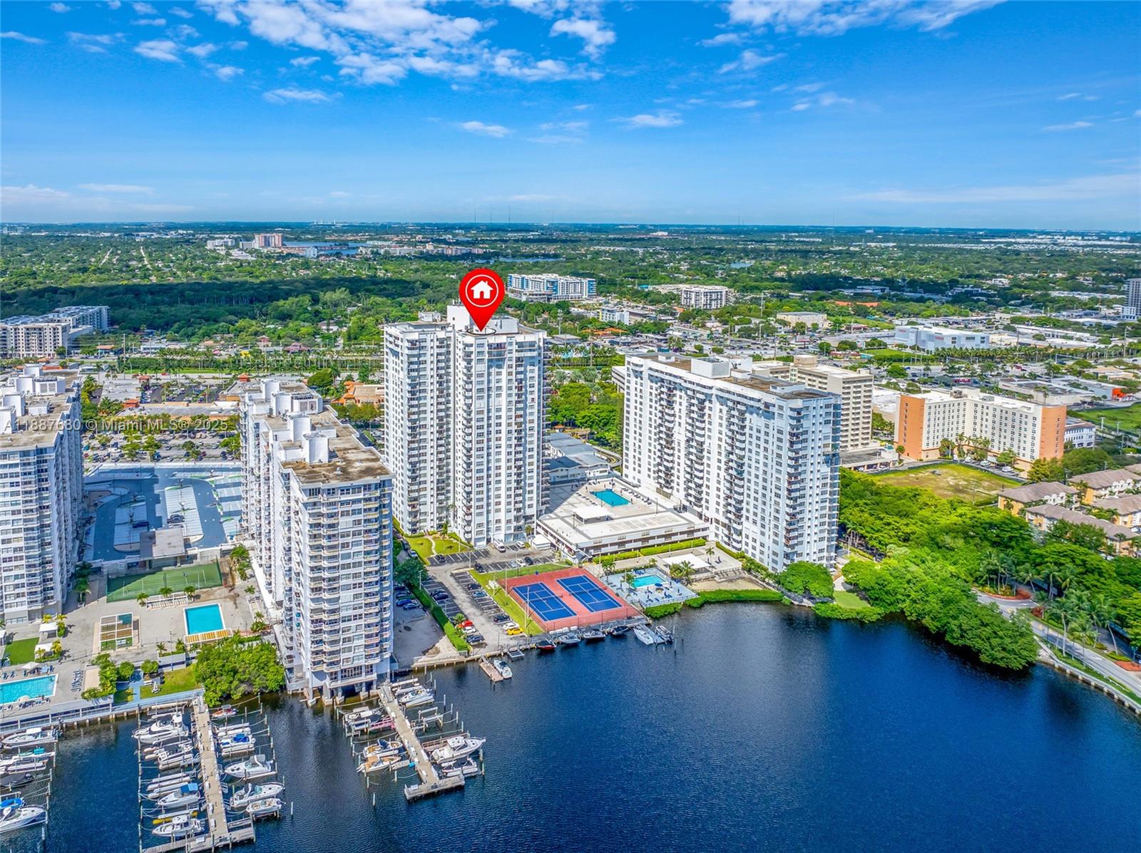 COMMODORE PLAZA CONDO - Residential