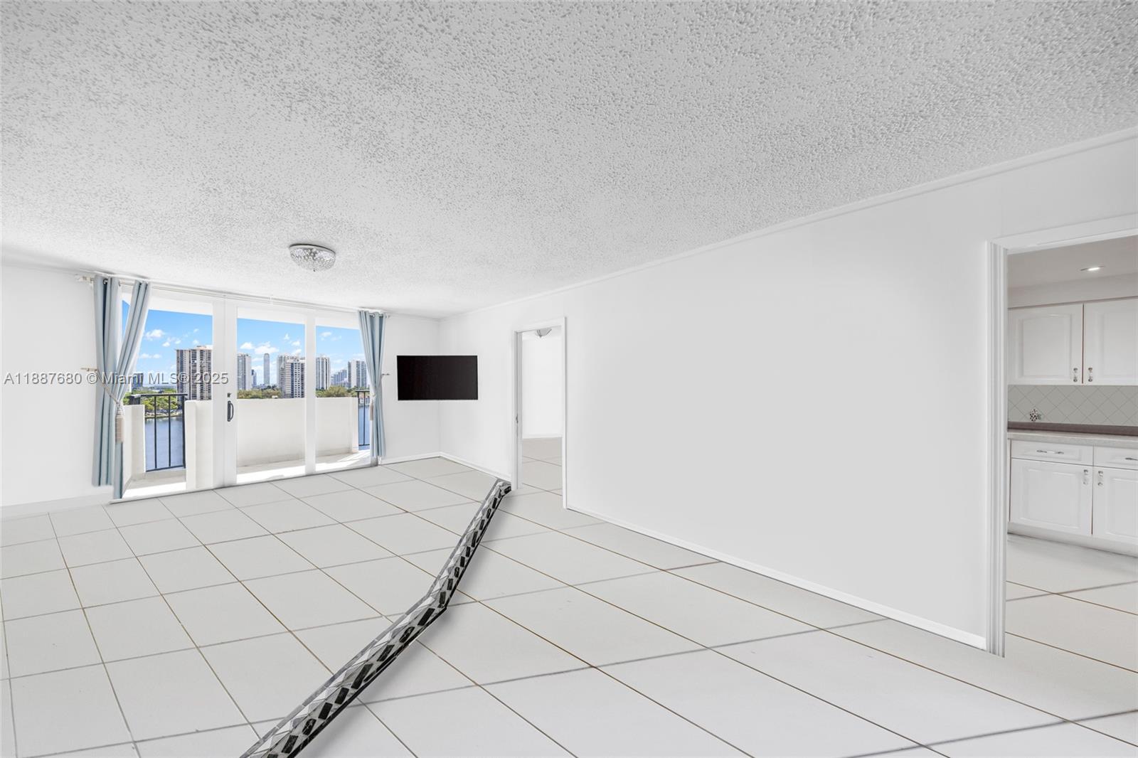 View photos, virtual tours, details... 2750 NE 183rd St 1210