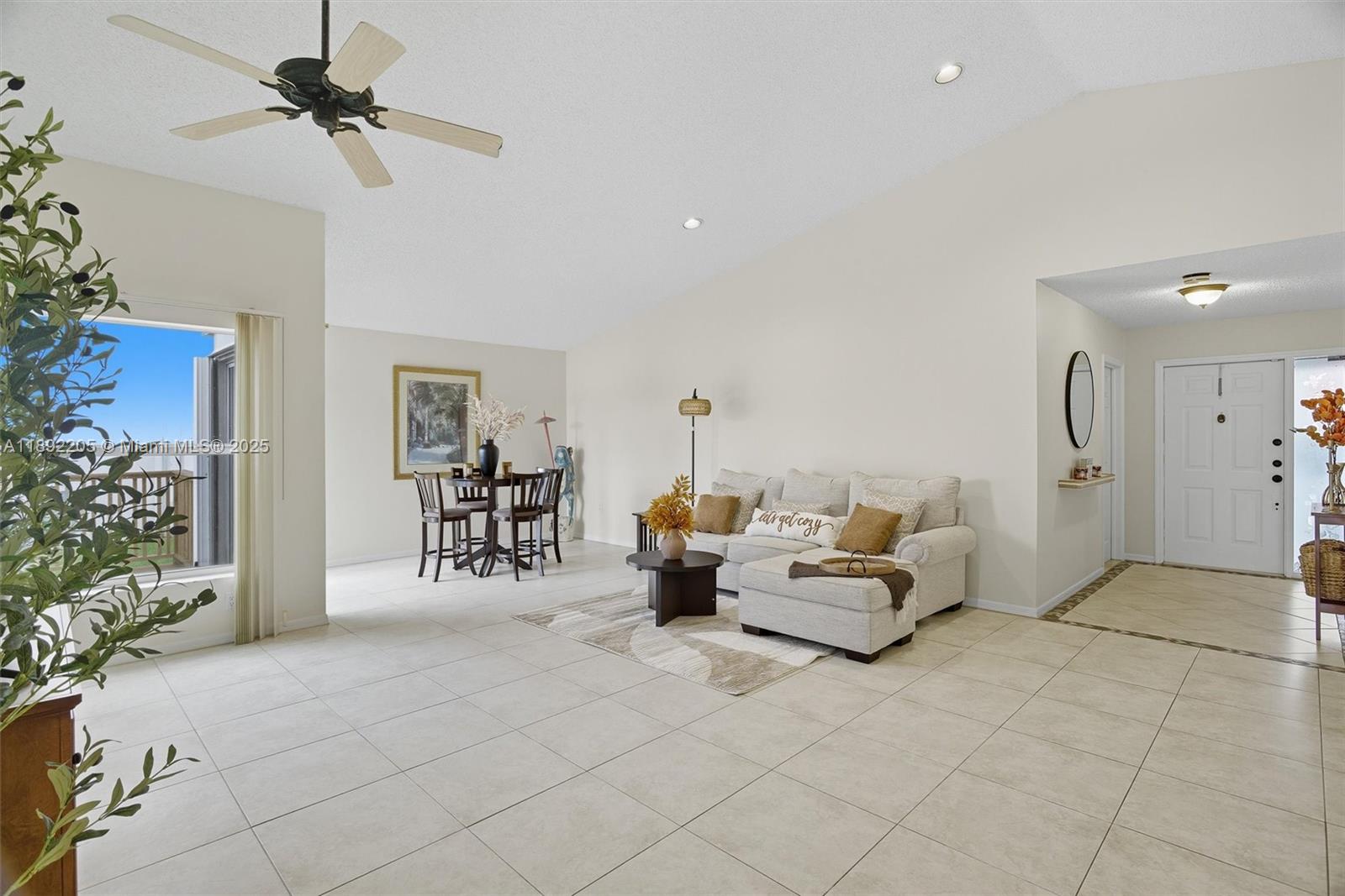 SAVANNAH PLAT 1 - Residential