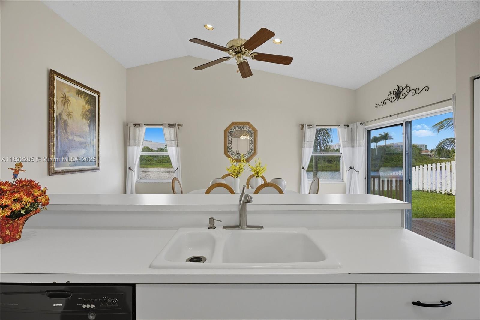 SAVANNAH PLAT 1 - Residential