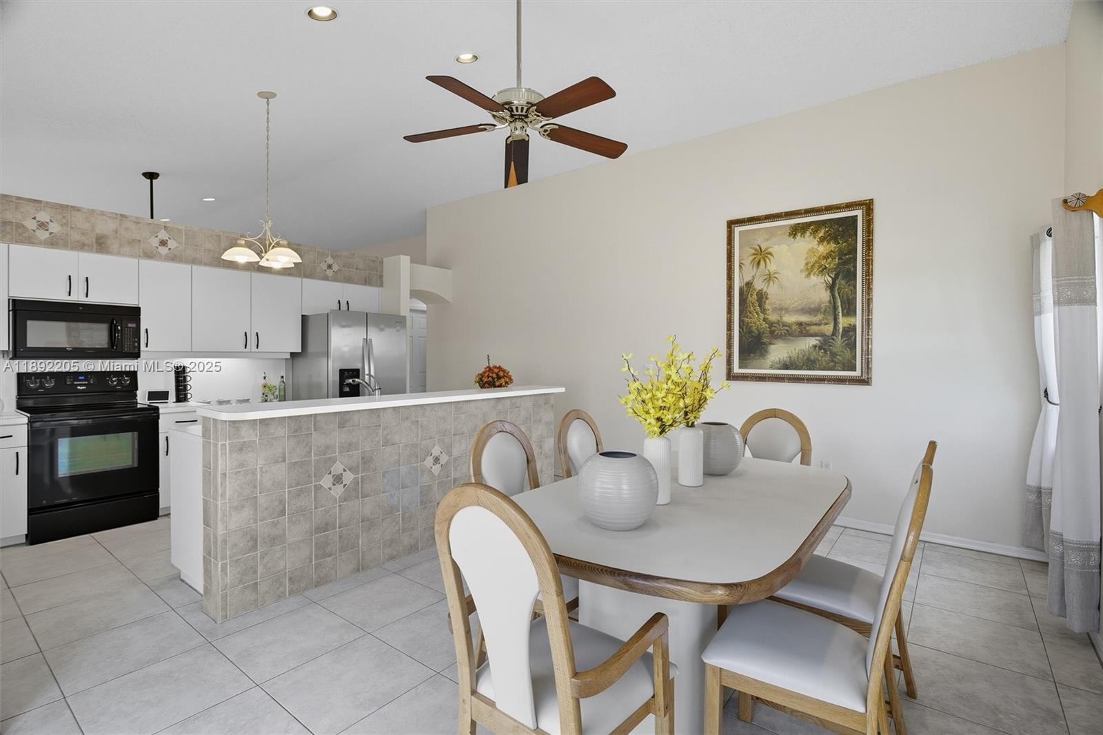 SAVANNAH PLAT 1 - Residential