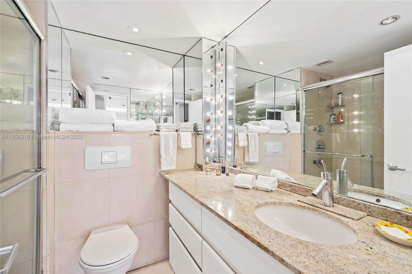 100 Lincoln Rd 1147A