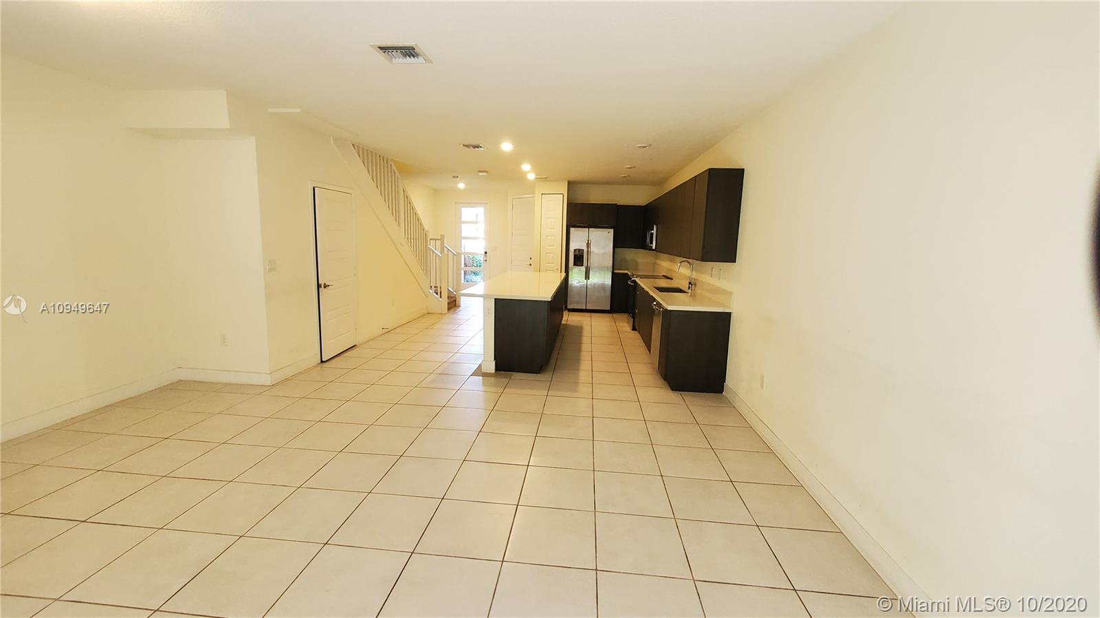 DUNNWOODY LAKE - Residential Lease