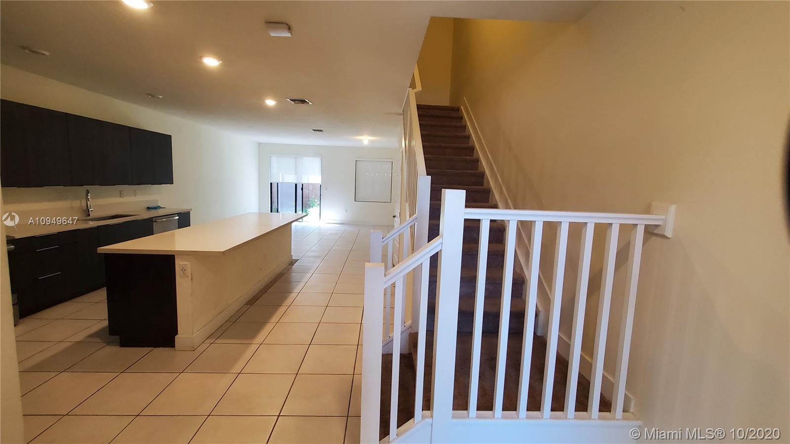 DUNNWOODY LAKE - Residential Lease
