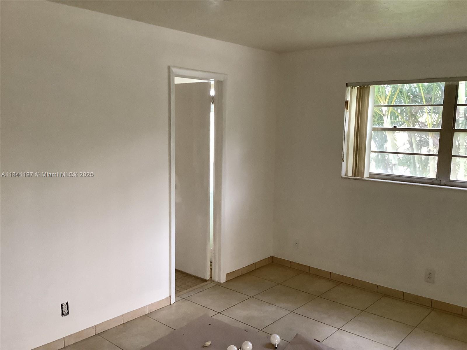 WINDSOR CONDOS - Residential Lease