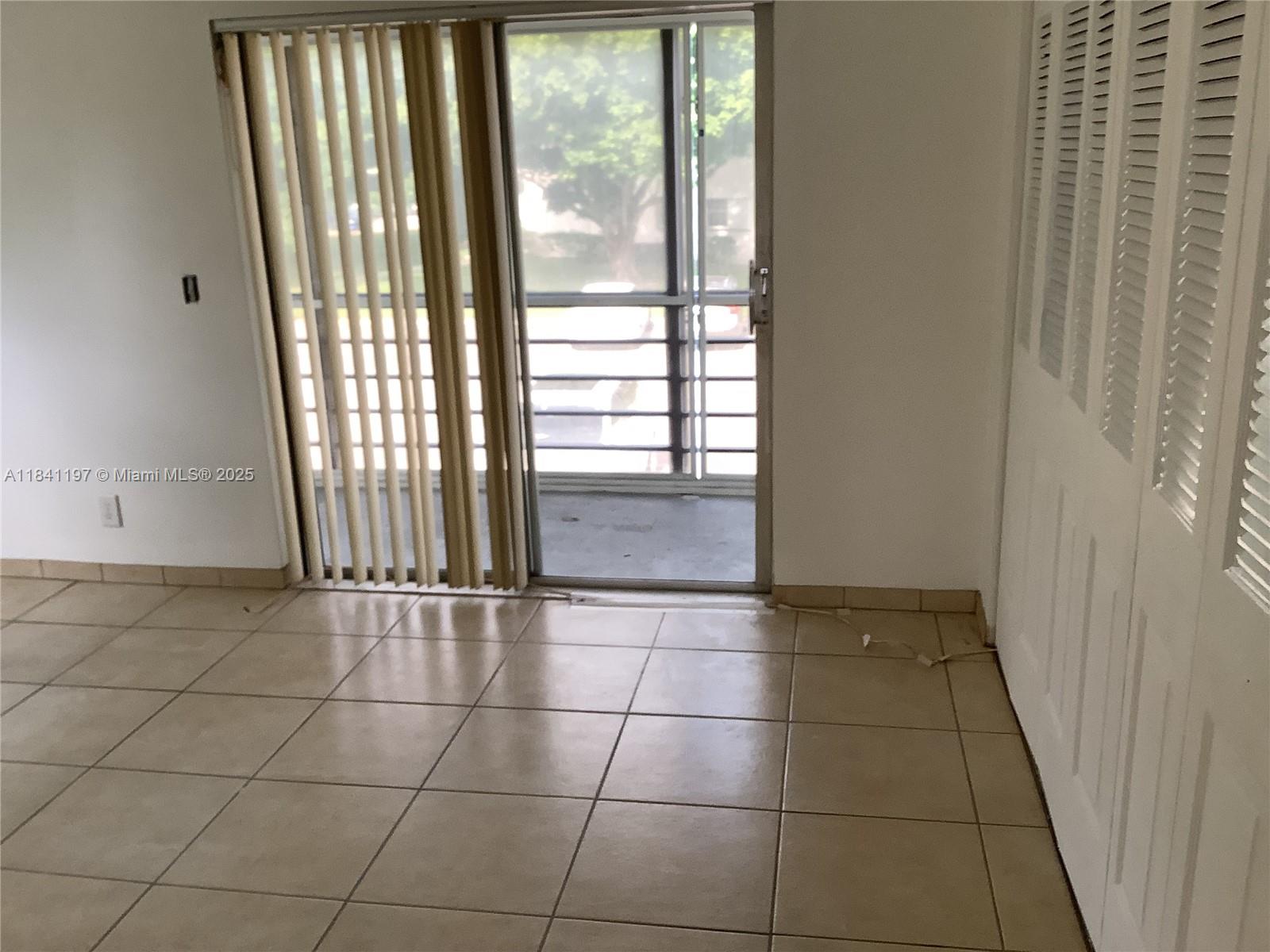 WINDSOR CONDOS - Residential Lease