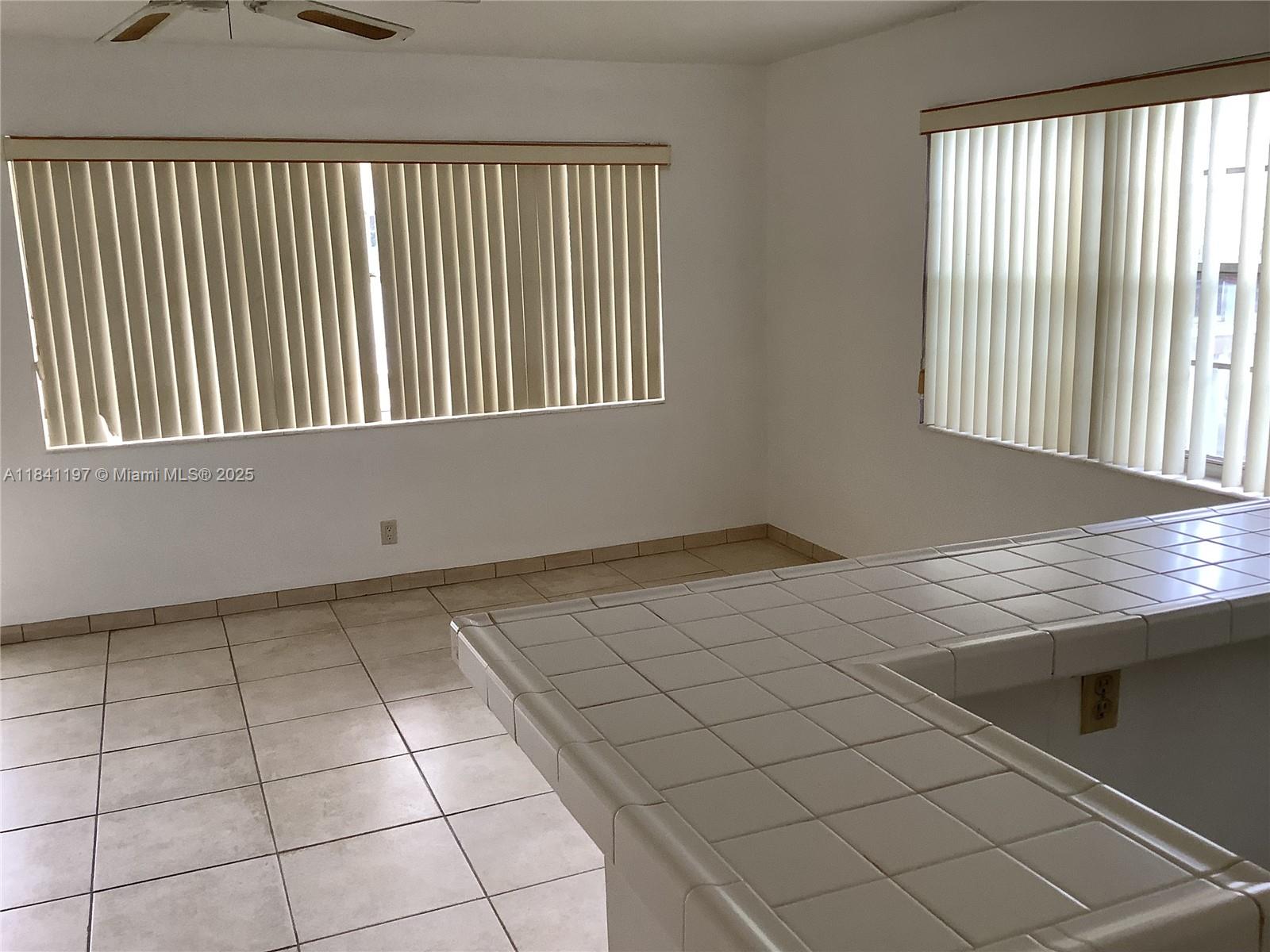 WINDSOR CONDOS - Residential Lease